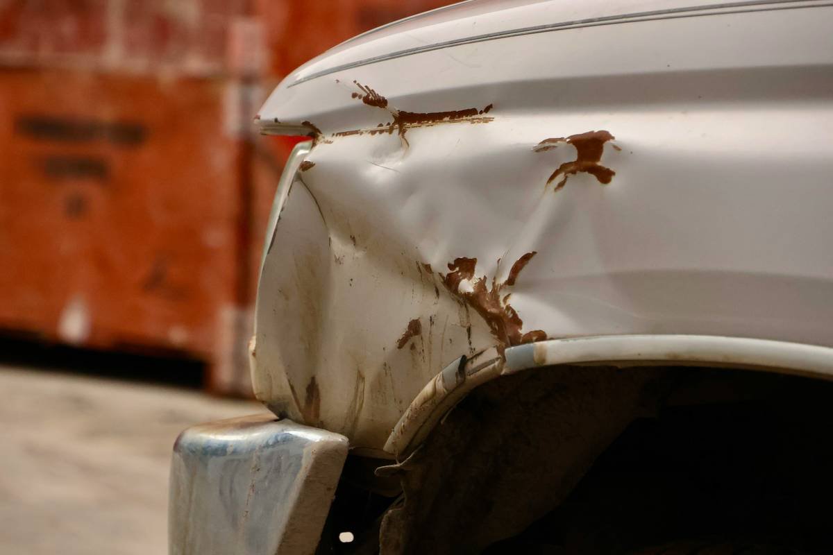 Why Your Timely Repair Insurance Claim Could Save You Thousands After Vandalism