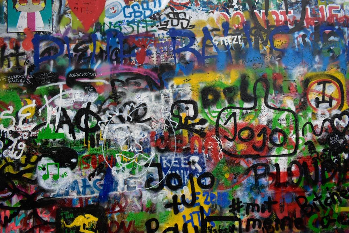 Infographic showing U.S. vandalism crime rates by state from FBI data 2022